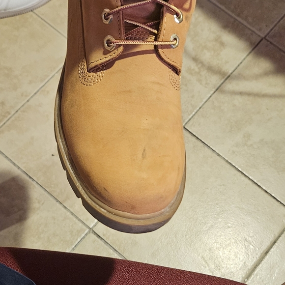 Men's 10.5 Timberland Boots - Wheat Nubuck/Tan - Fair Condition - Picture 6 of 7